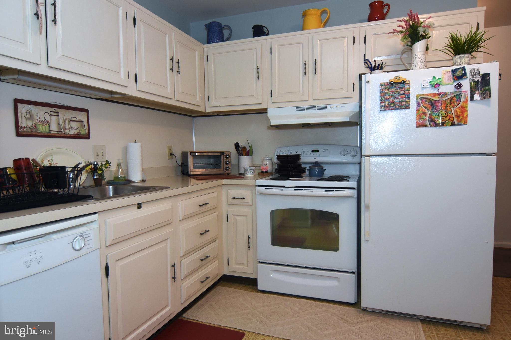 12 Fairway Road, Unit C Reading, PA 19607 - Photo 6 of 11 Gallery Image 6