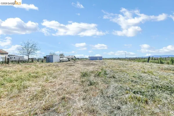 $975,000 | 2191 East Cypress Road, Oakley, CA 94561