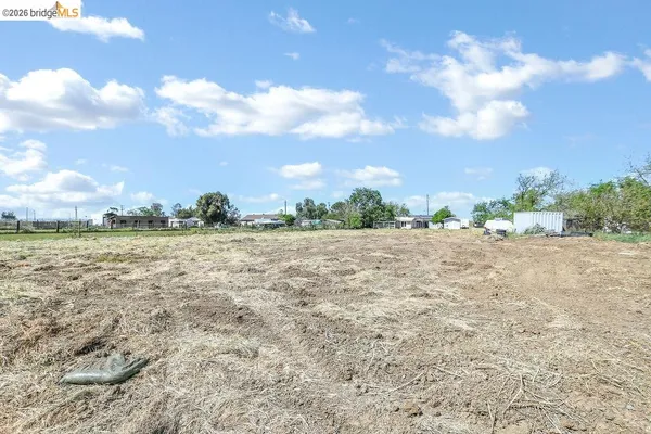 $975,000 | 2191 East Cypress Road, Oakley, CA 94561
