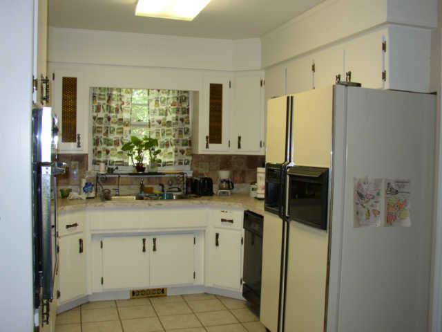 1076 6 Mile Board Road Belvidere, TN 37306 - Photo 16 of 17 Gallery Image 16