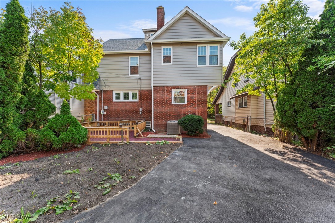 3267 Yorkshire Road Cleveland, OH 44118 - Photo 41 of 43 Gallery Image 41