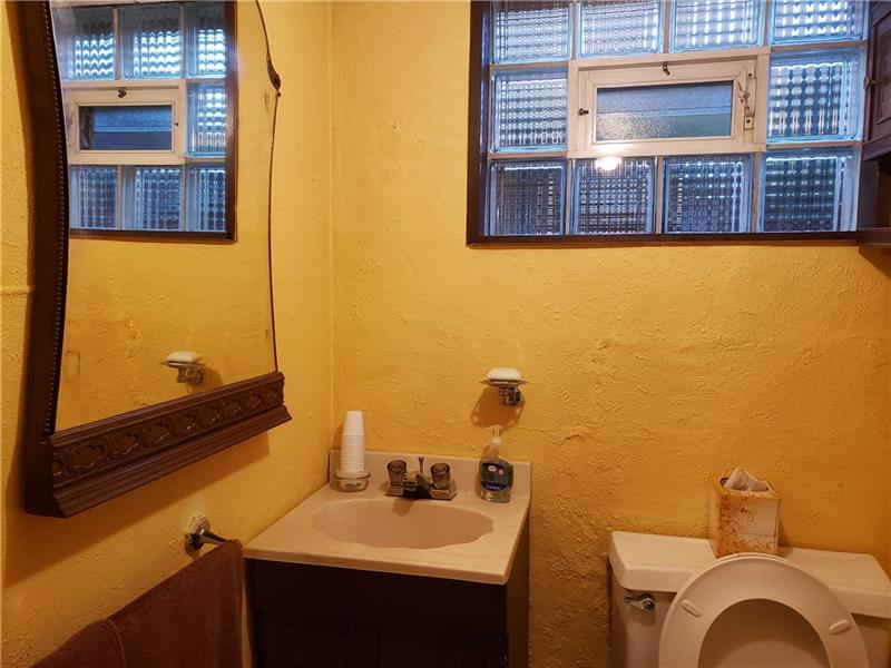 1808 River Road North Apollo, PA 15673 - Photo 21 of 23 Basement bathroom