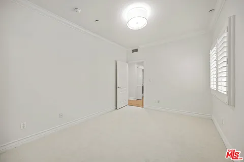 $1,250,000 | 118 South Clark Drive, Unit 302, West Hollywood, CA 90048