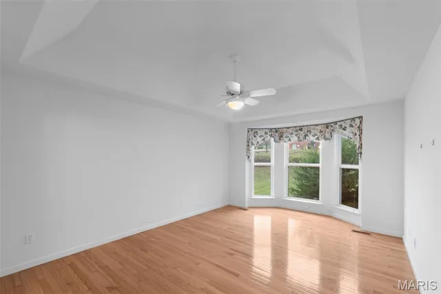 $369,900 | 6042 Glennaire Drive, Unit 28, St. Louis, MO 63129