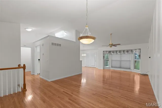 $369,900 | 6042 Glennaire Drive, Unit 28, St. Louis, MO 63129