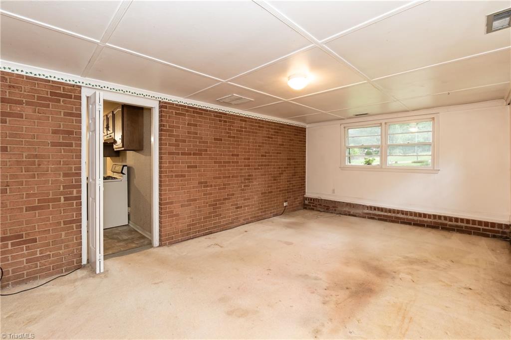 1201 Horseshoe Road Durham, NC 27703 - Photo 13 of 27 Gallery Image 13