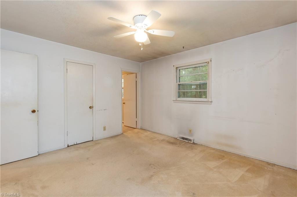 1201 Horseshoe Road Durham, NC 27703 - Photo 18 of 27 Gallery Image 18
