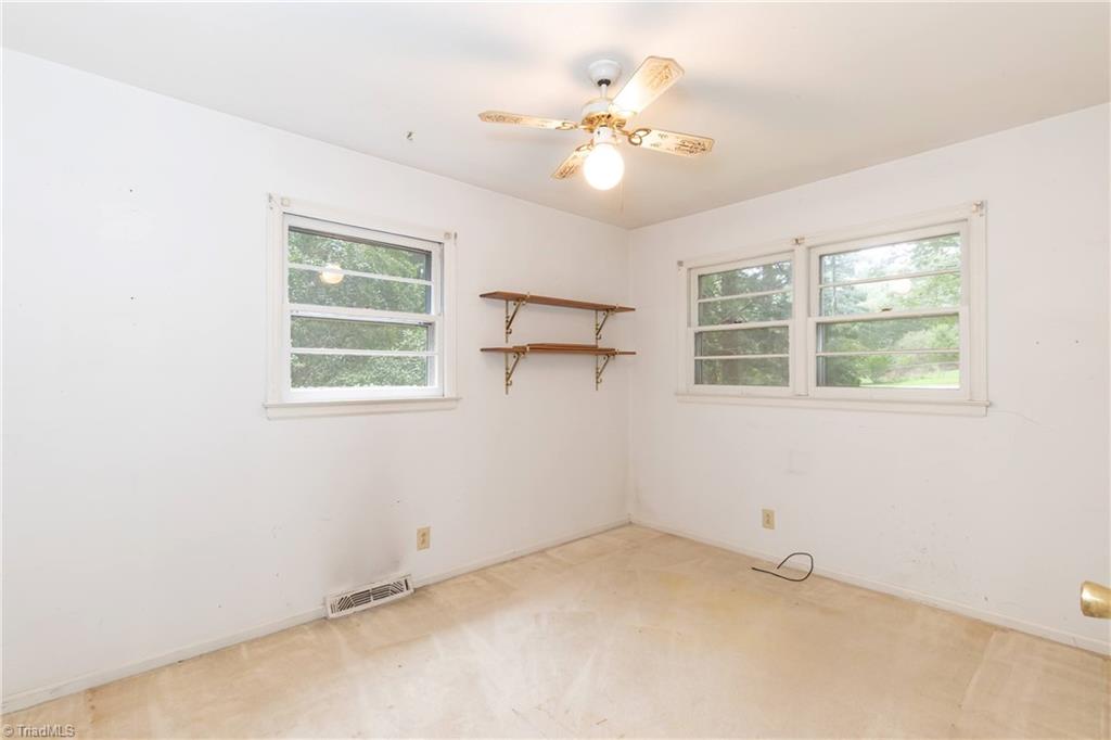 1201 Horseshoe Road Durham, NC 27703 - Photo 21 of 27 Gallery Image 21