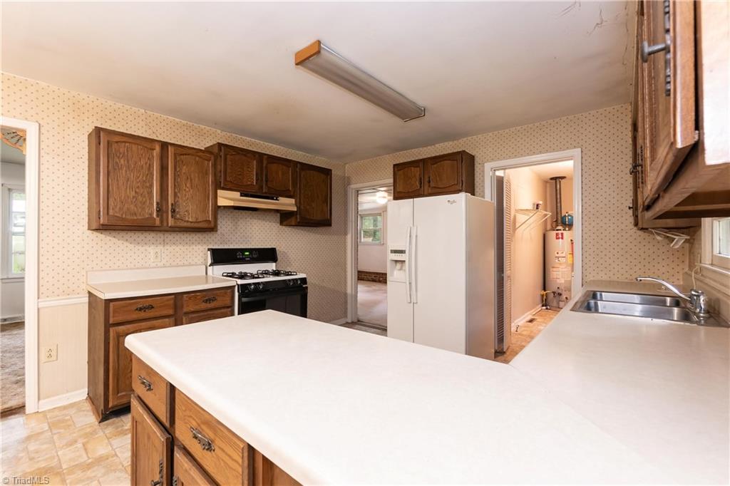 1201 Horseshoe Road Durham, NC 27703 - Photo 9 of 27 Gallery Image 9