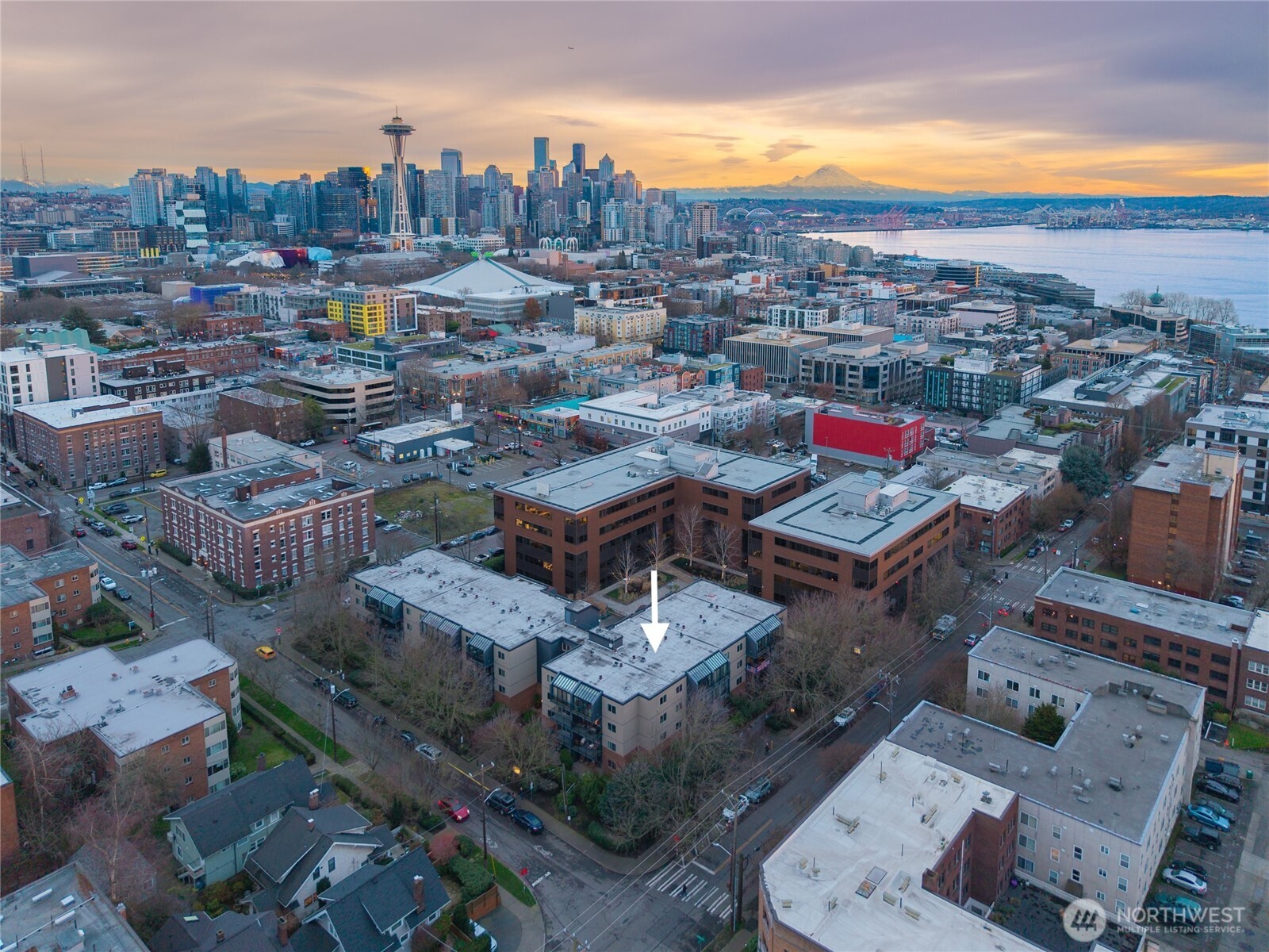 275 West Roy Street, Unit 412 Seattle, WA 98119 - Photo 24 of 34 a view of a city