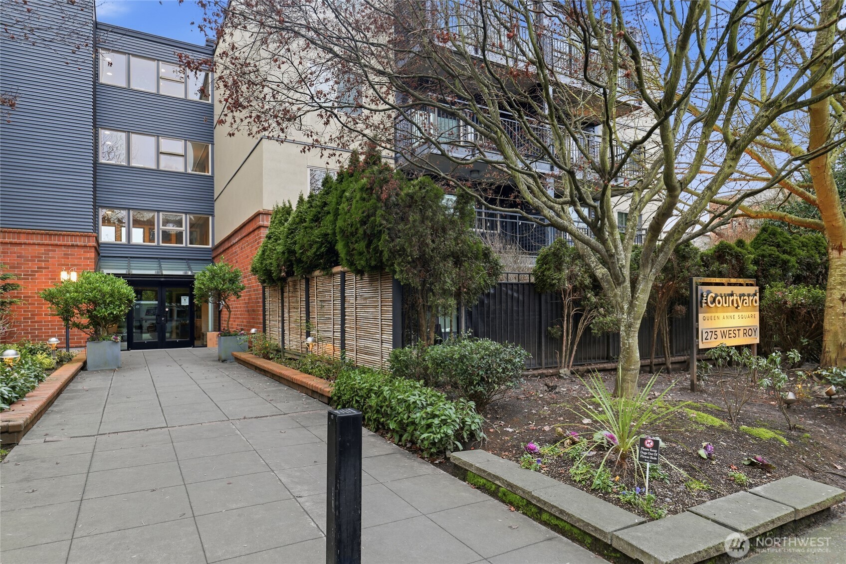 275 West Roy Street, Unit 412 Seattle, WA 98119 - Photo 31 of 32