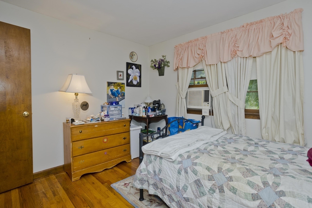 460 Soule Road Wilbraham, MA 01095 - Photo 5 of 22