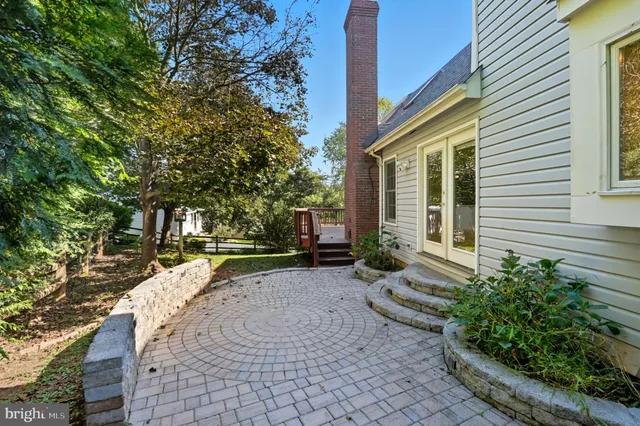 $850,000 | 20594 Shadow Woods Court, Sterling, VA 20165