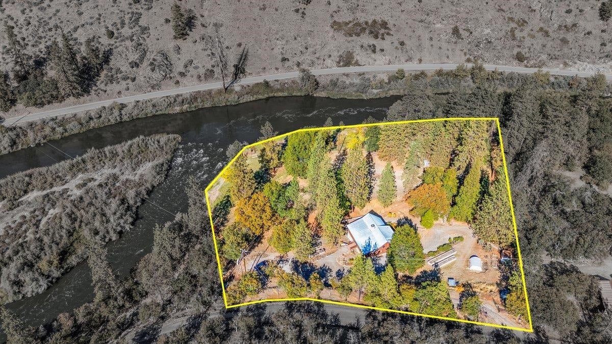 11601 Klamath River Road Yreka, CA 96097 - Photo 3 of 34 Gallery Image 3