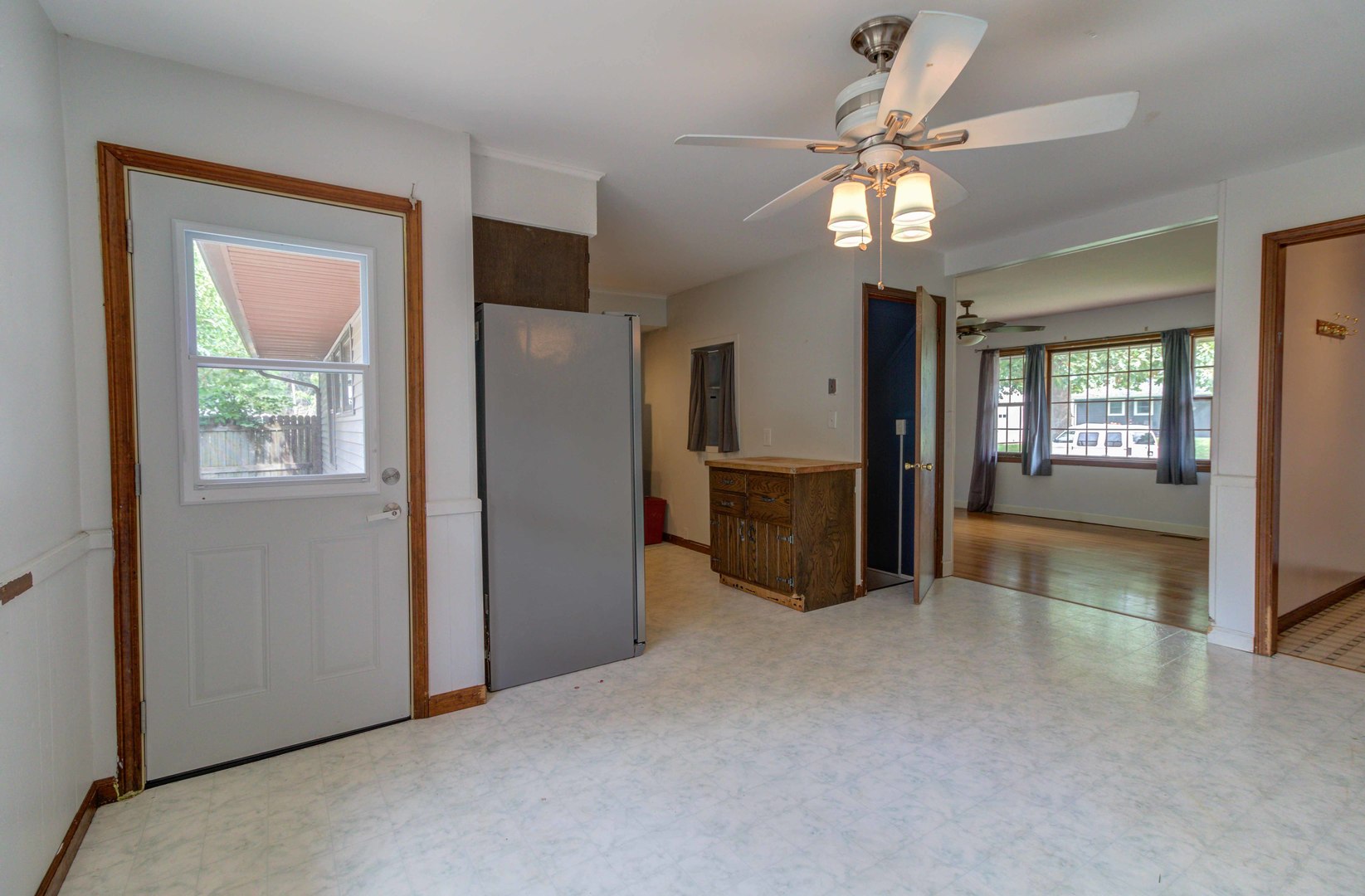 1201 Eastern Drive Urbana, IL 61801 - Photo 11 of 30 a view of an empty room with a window