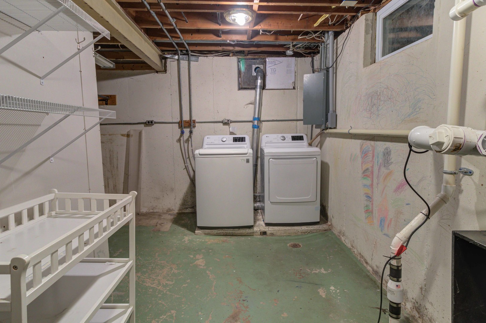 1201 Eastern Drive Urbana, IL 61801 - Photo 25 of 30 a utility room with dryer and washer
