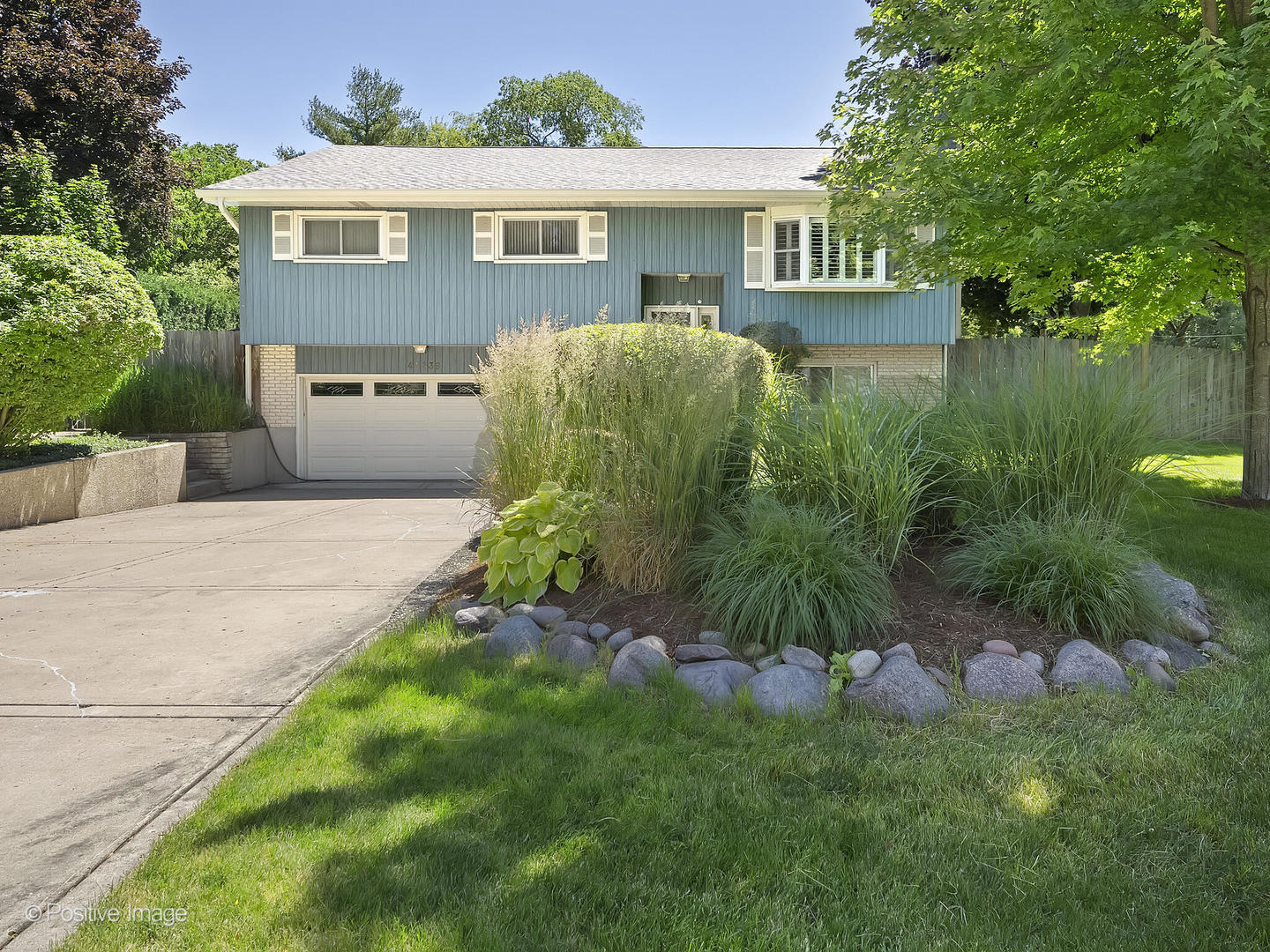 4N339 Kaelin Road West Chicago, IL 60185 - Photo 3 of 39 Gallery Image 3