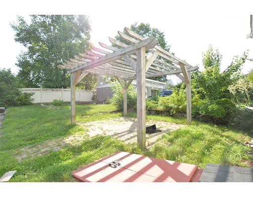 9 Slater Street Webster, MA 01570 - Photo 7 of 28 Gallery Image 7