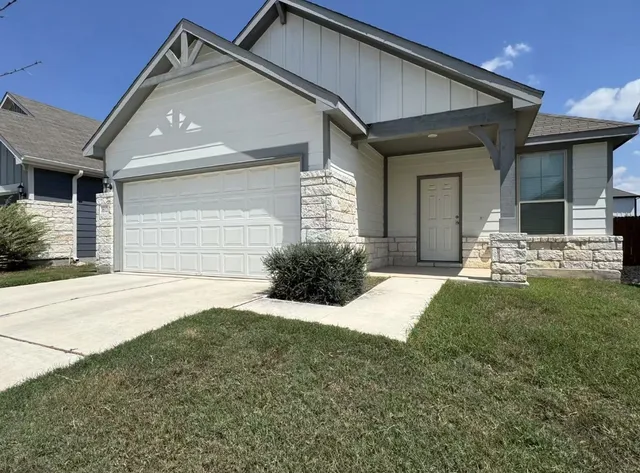 $1,755 | 1612 Hope Rnch Road, Leander, TX 78641