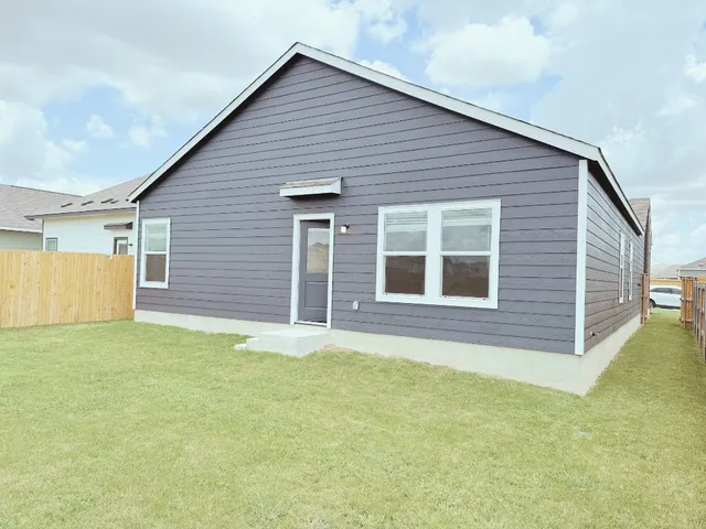 $1,599 | 212 The Good Way, Jarrell, TX 76537