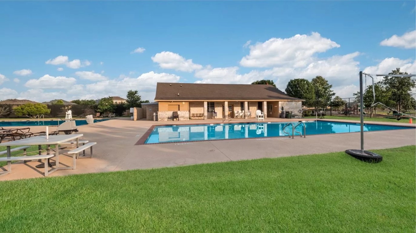 212 The Good Way Jarrell, TX 76537 - Photo 29 of 36