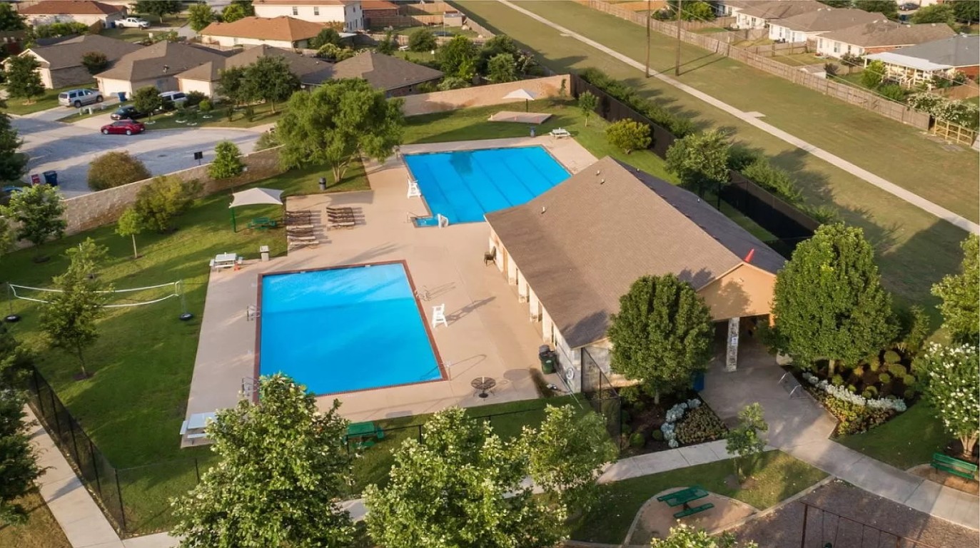 212 The Good Way Jarrell, TX 76537 - Photo 30 of 36