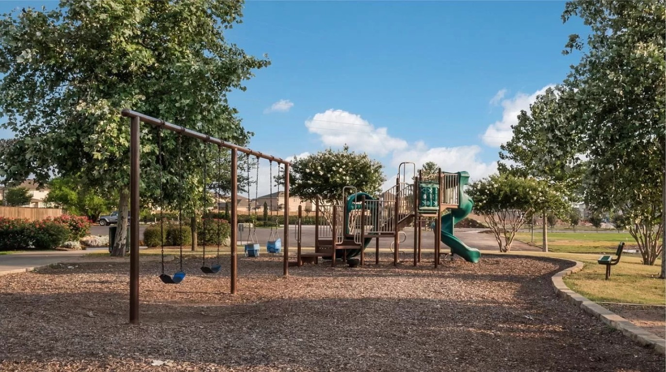 212 The Good Way Jarrell, TX 76537 - Photo 34 of 36