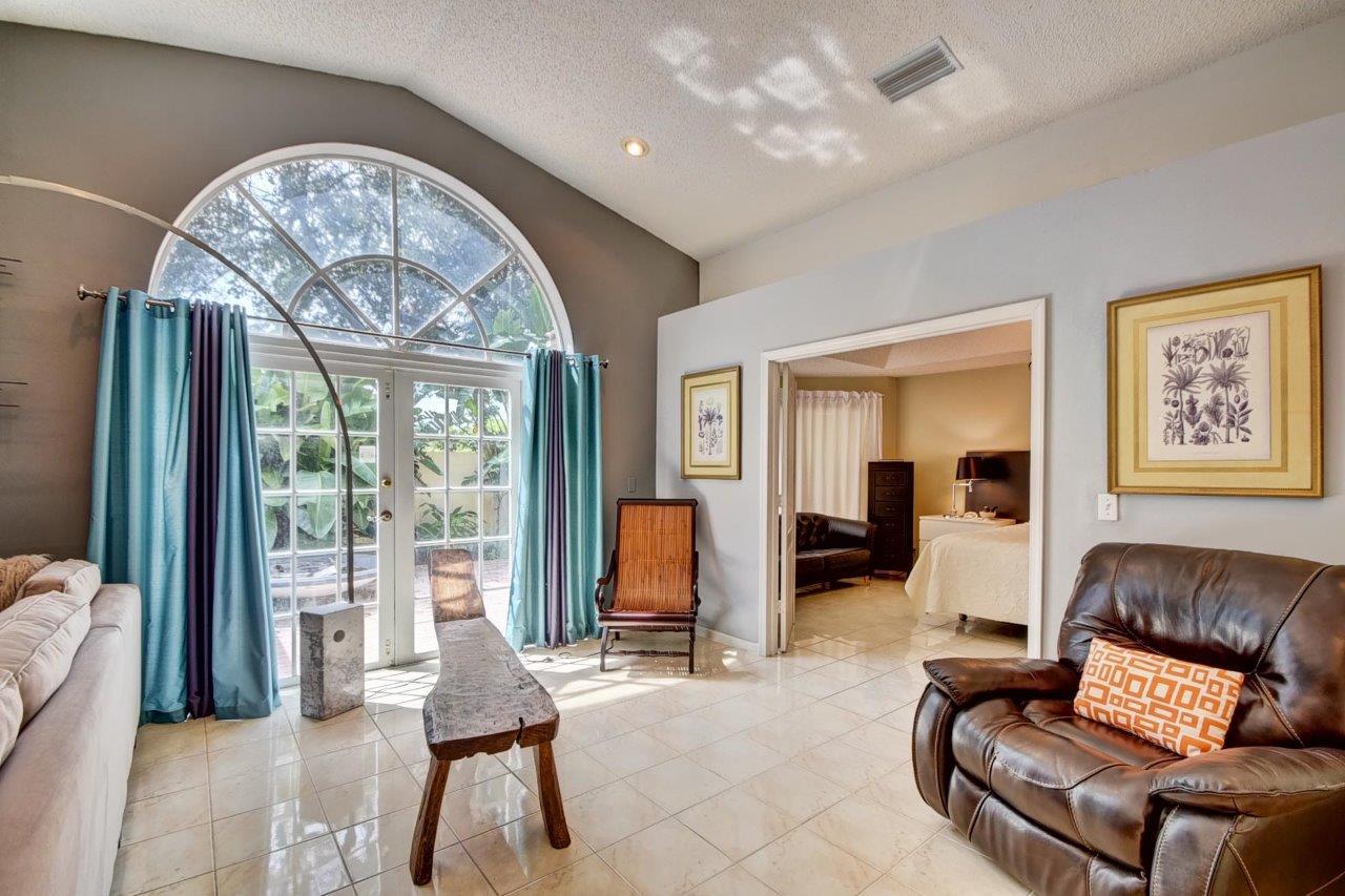10964 Crescendo Circle Boca Raton, FL 33498 - Photo 17 of 41 5