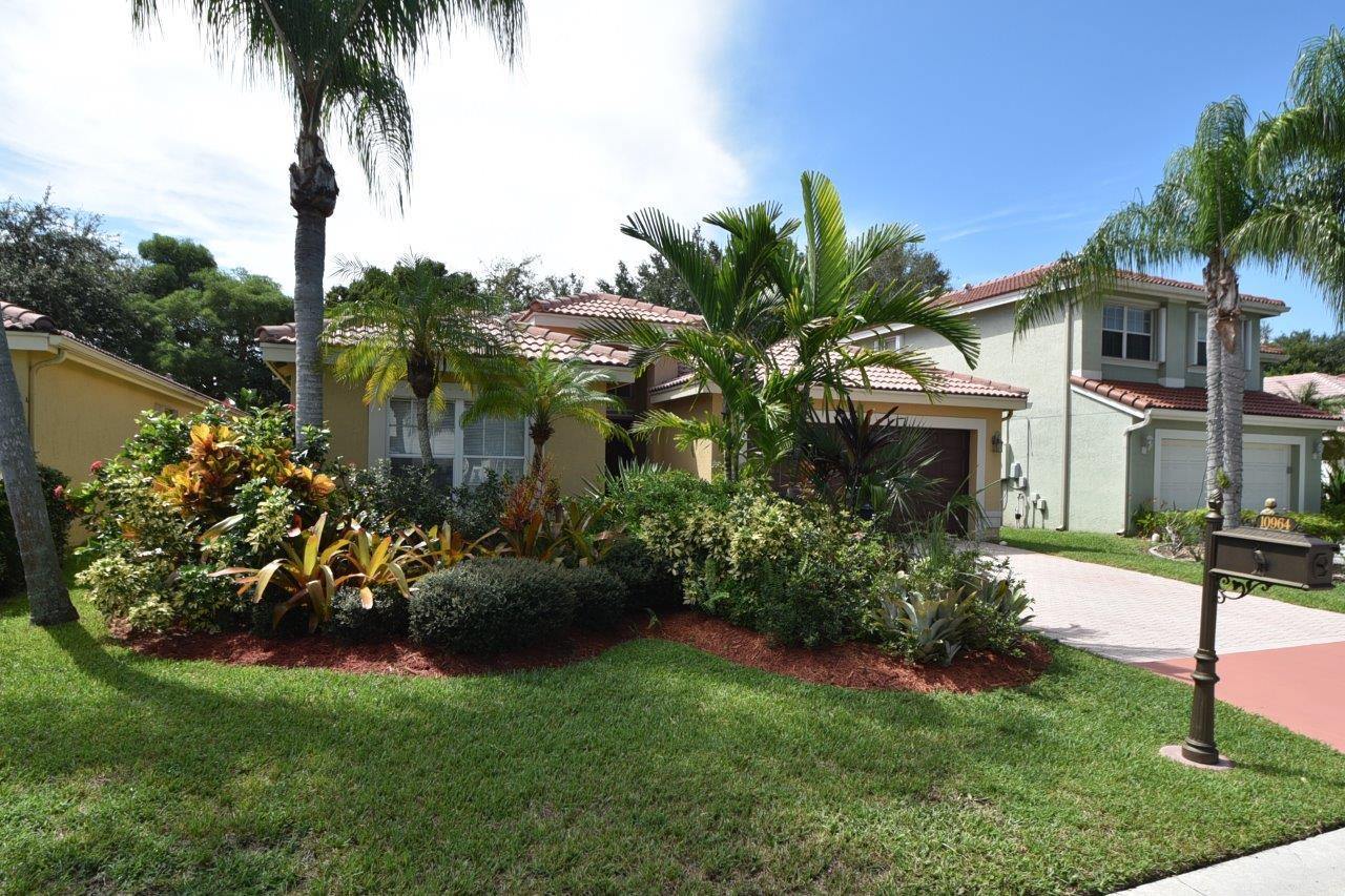 10964 Crescendo Circle Boca Raton, FL 33498 - Photo 3 of 41 DSC_9731