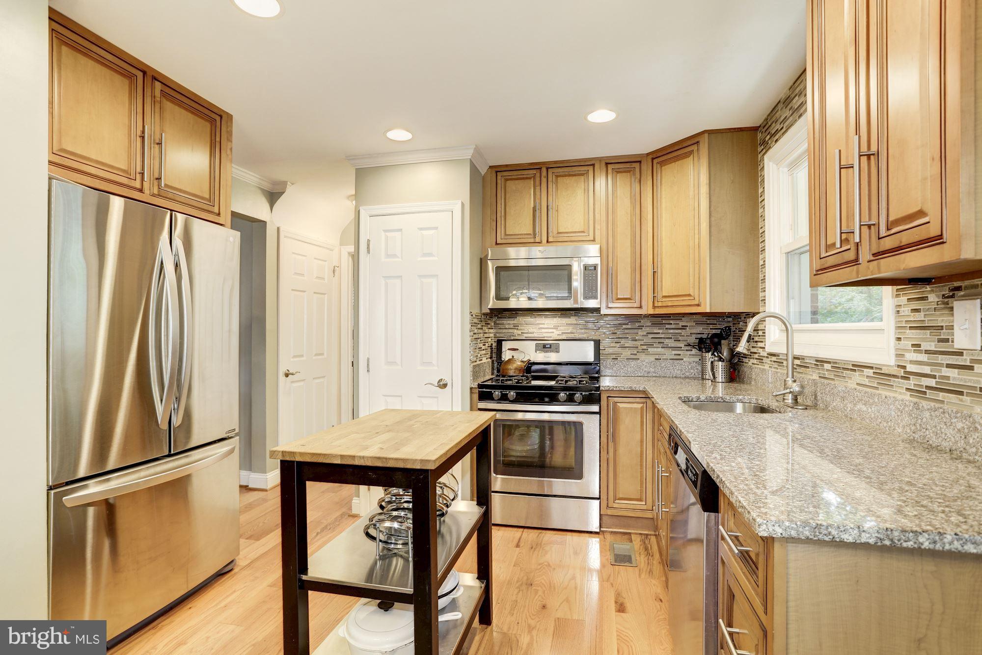 1914 Fairbank Road Baltimore, MD 21209 - Photo 8 of 28 Kitchen