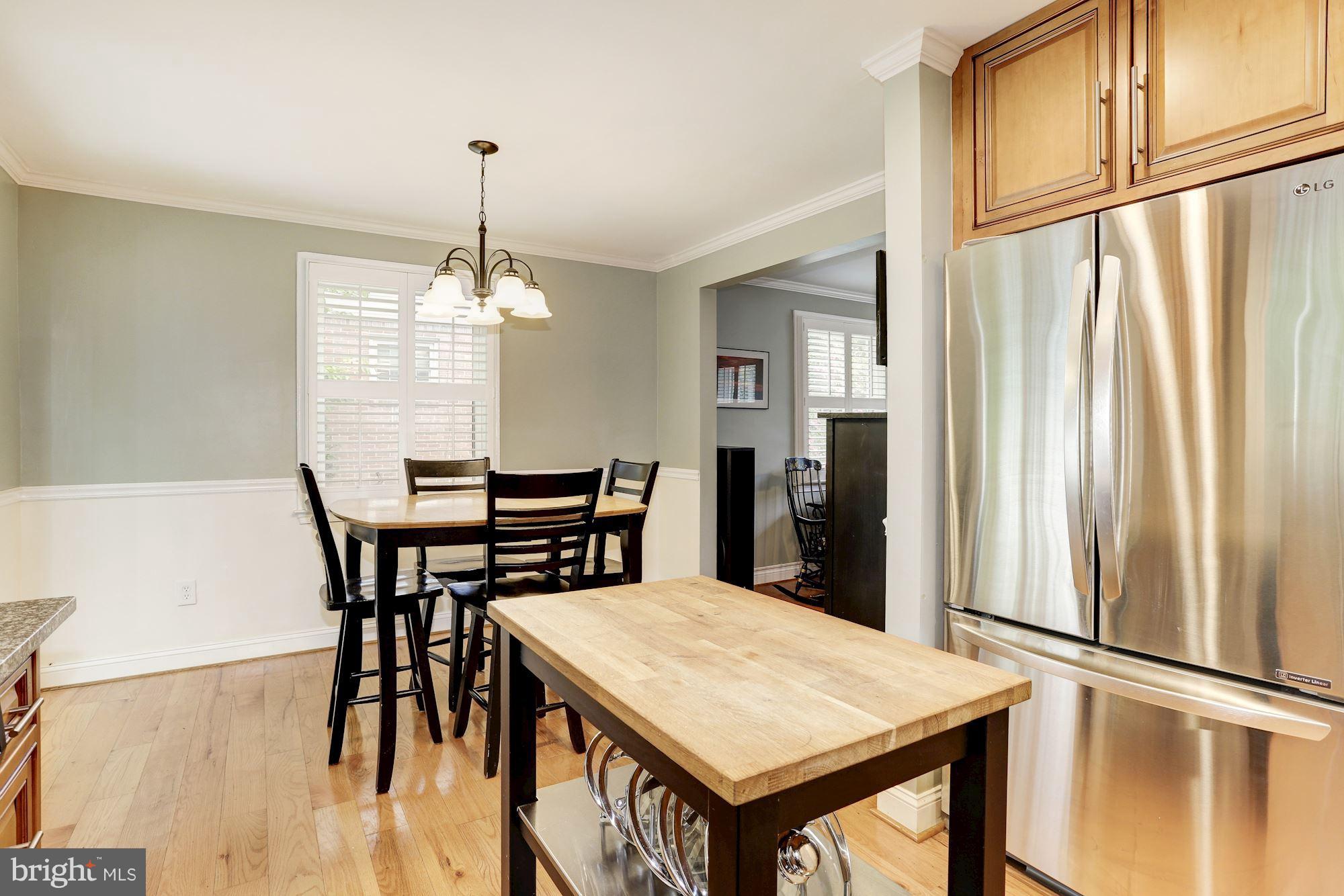 1914 Fairbank Road Baltimore, MD 21209 - Photo 10 of 28 Kitchen