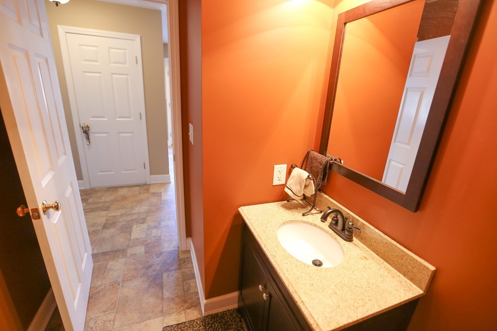 35 Healy Road Dudley, MA 01571 - Photo 9 of 27 Gallery Image 9