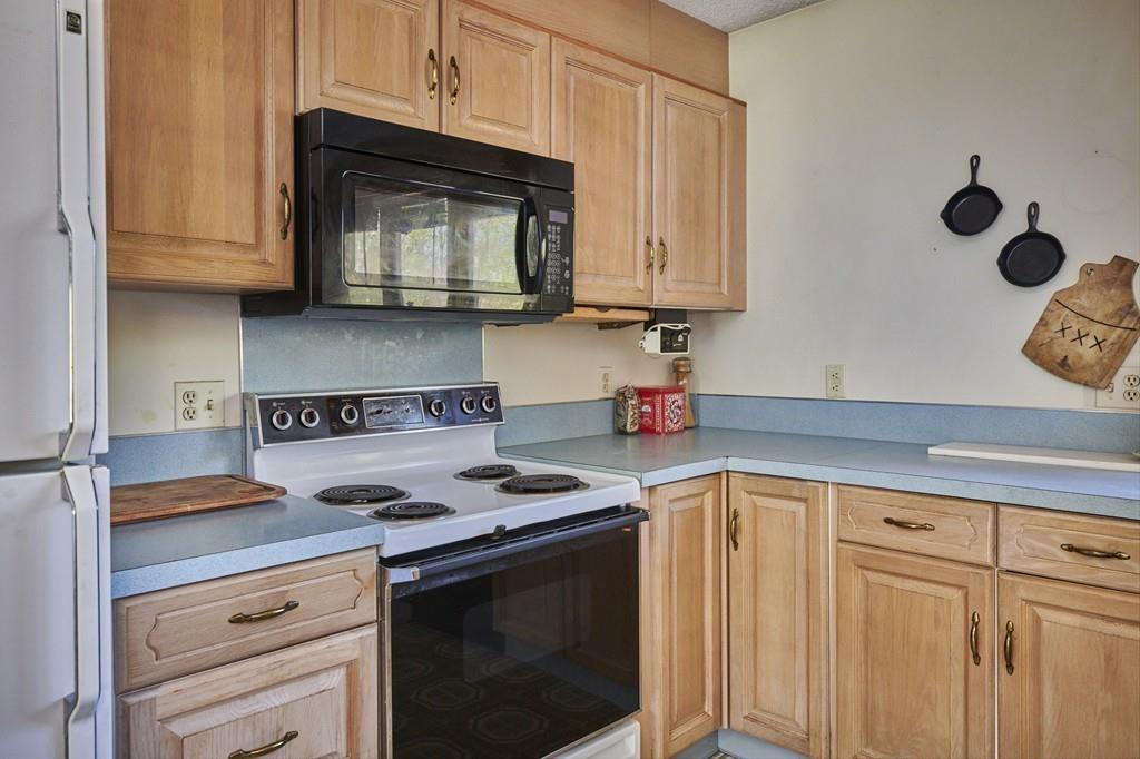 64 Taylor Brook Road Heath, MA 01346 - Photo 8 of 37 Gallery Image 8