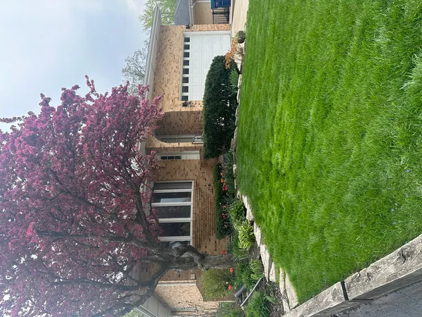 $475,000 | 9307 South 82nd Court, Hickory Hills, IL 60457