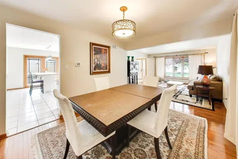 $475,000 | 9307 South 82nd Court, Hickory Hills, IL 60457