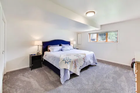 $475,000 | 9307 South 82nd Court, Hickory Hills, IL 60457