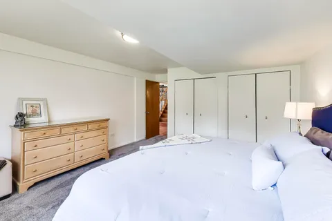 $475,000 | 9307 South 82nd Court, Hickory Hills, IL 60457