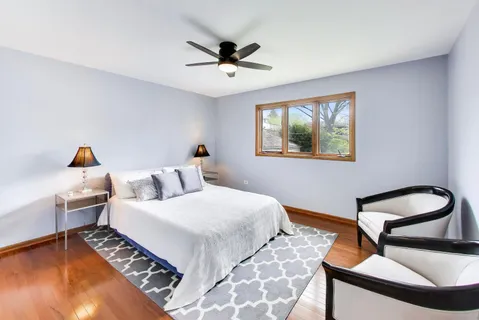 $475,000 | 9307 South 82nd Court, Hickory Hills, IL 60457