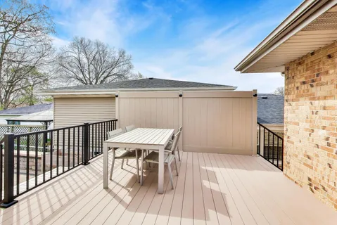 $475,000 | 9307 South 82nd Court, Hickory Hills, IL 60457