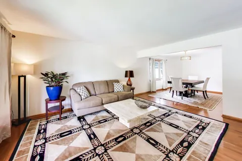 $475,000 | 9307 South 82nd Court, Hickory Hills, IL 60457