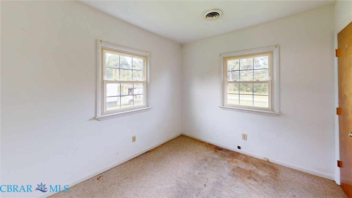 2066 Cross Road Hayes, VA 23072 - Photo 28 of 46 Gallery Image 28
