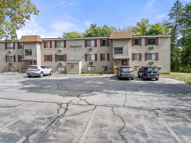 $254,900 | 9 Treetop Circle, Unit 135, Laconia, NH 03246