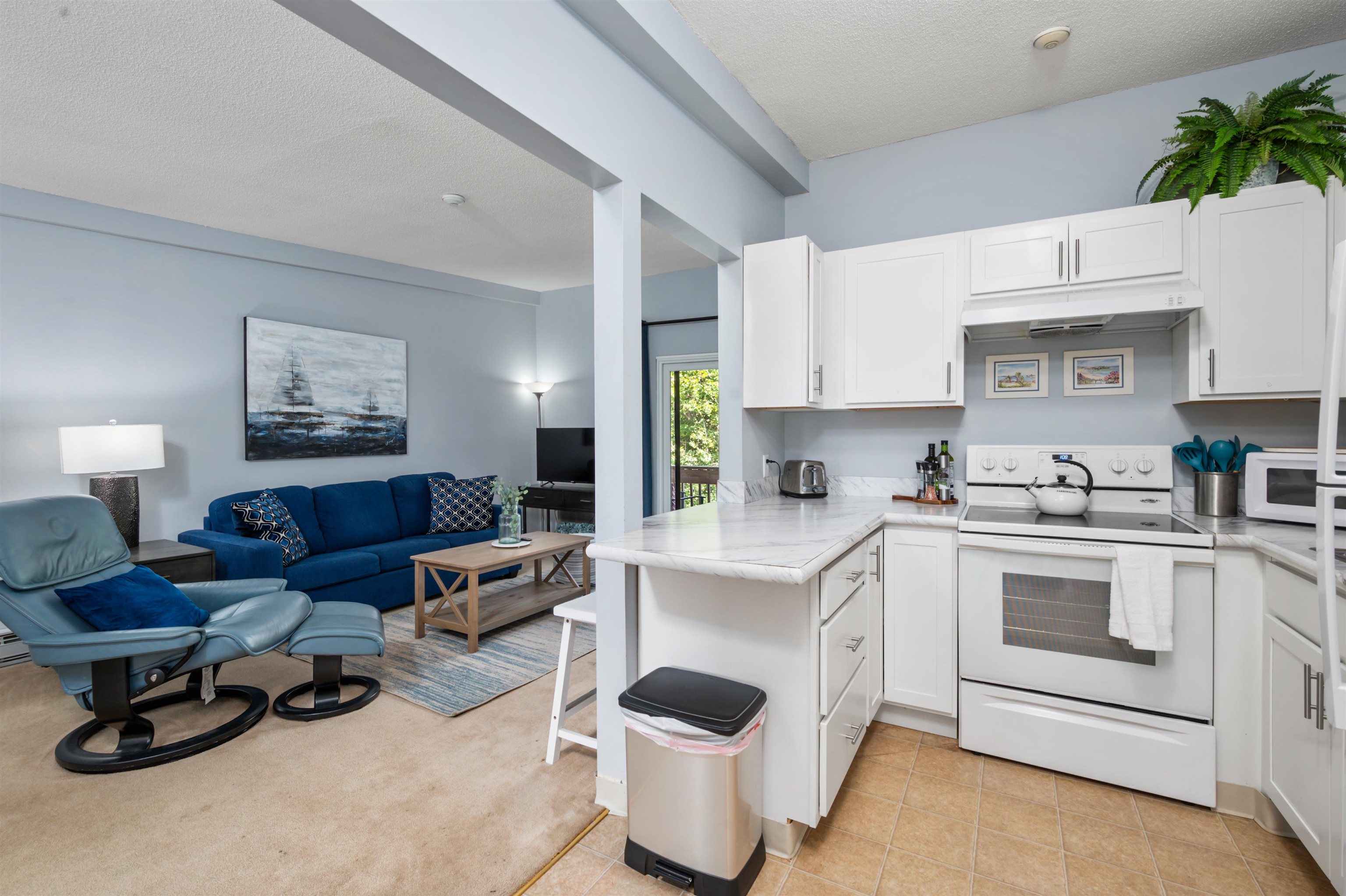 9 Treetop Circle, Unit 135 Laconia, NH 03246 - Photo 8 of 35