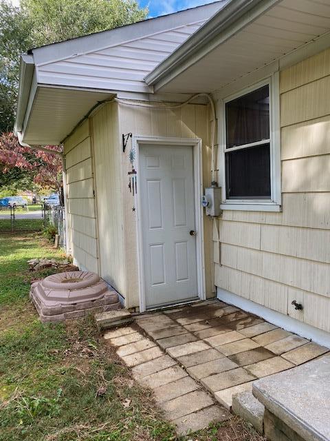 1944 Meadowbrook Road Northwest Roanoke, VA 24017 - Photo 26 of 26 23