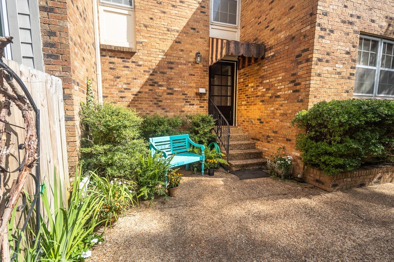 6906 Midhurst Road, Unit 6906 Memphis, TN 38119 - Photo 4 of 36 Gallery Image 4