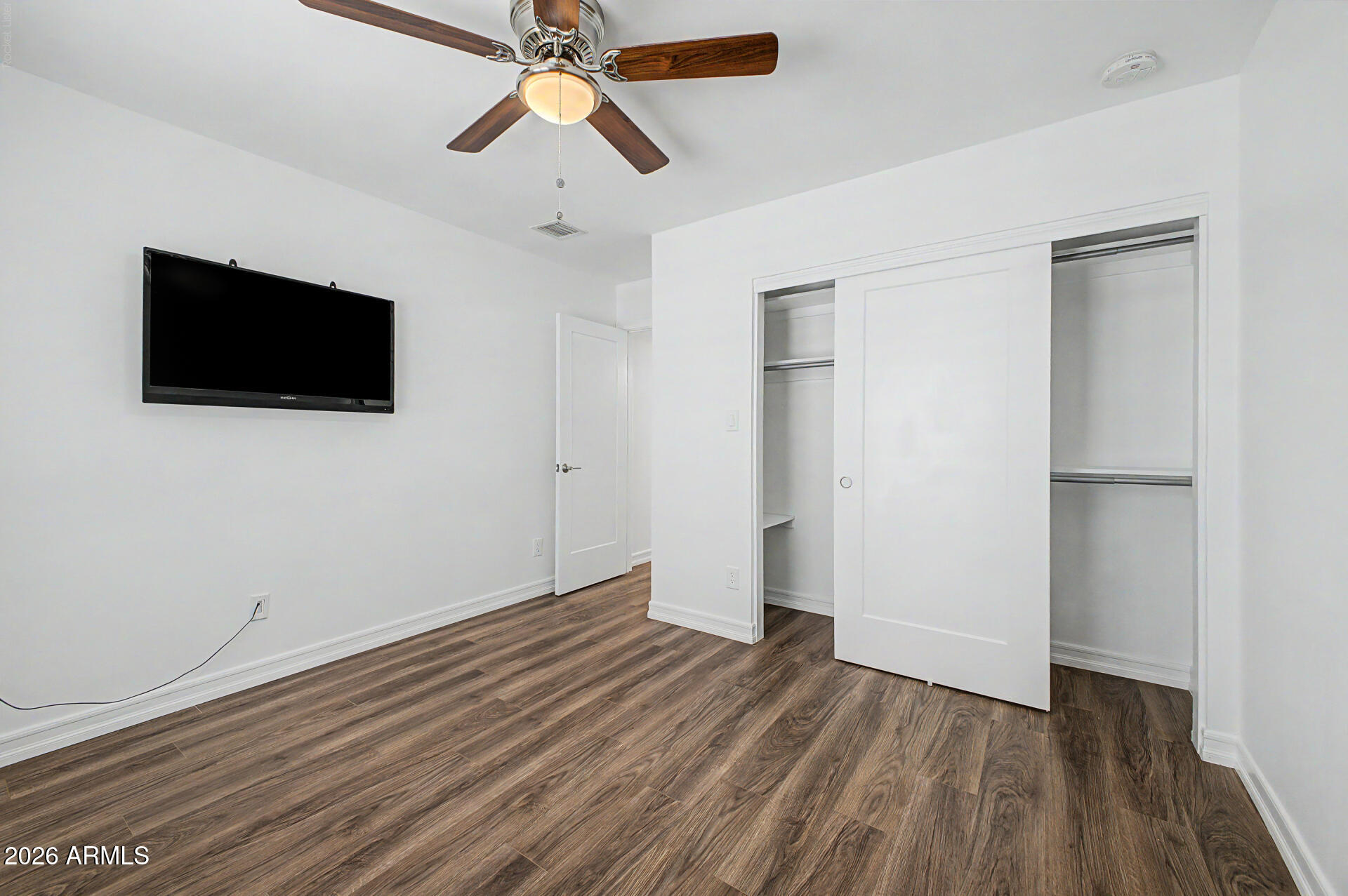 2335 East Shangri La Road Phoenix, AZ 85028 - Photo 28 of 50