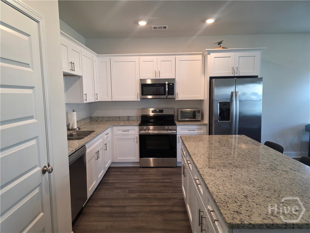 541 Gov Treutlen Circle Pooler, GA 31322 - Photo 11 of 28