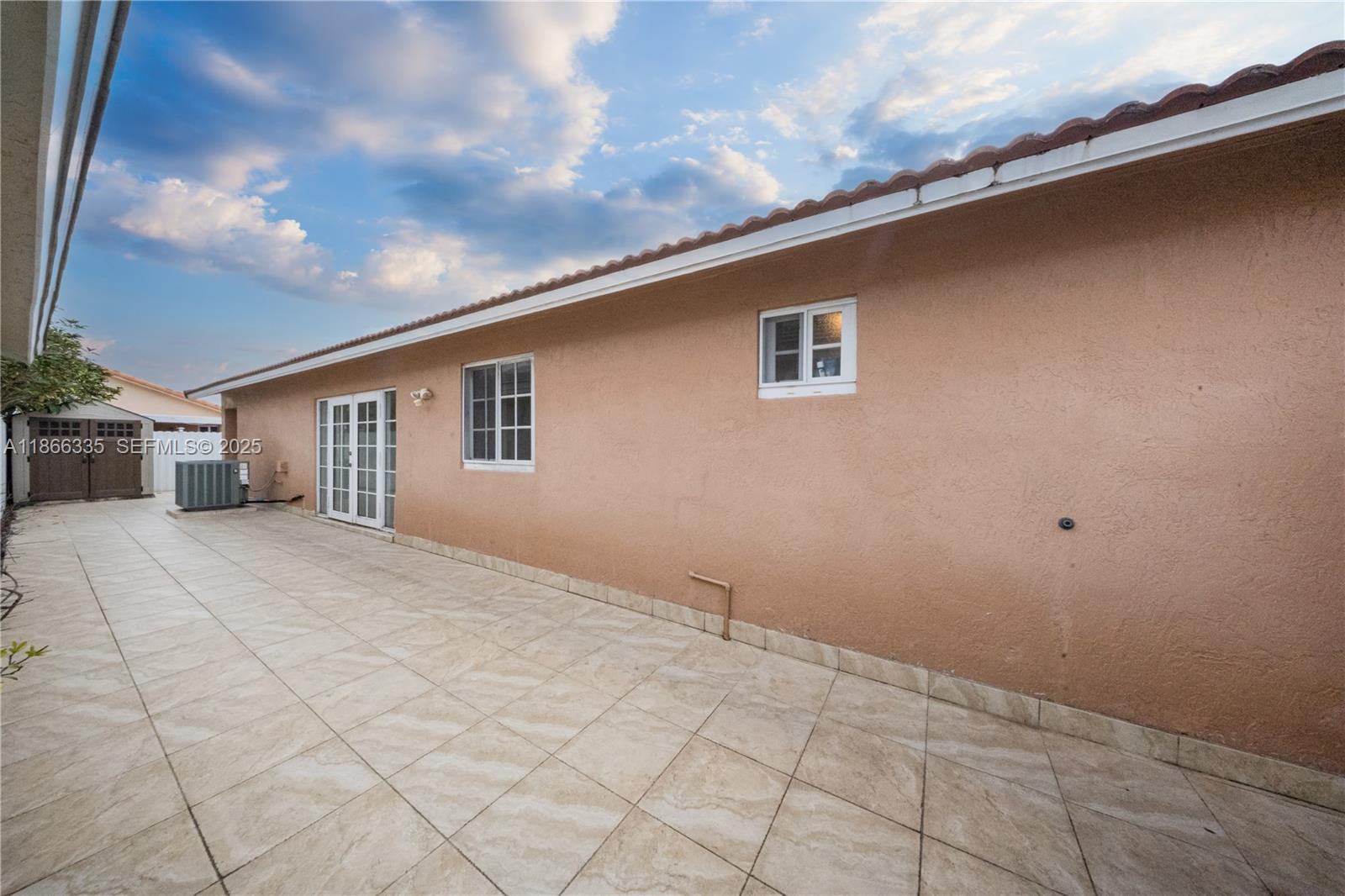 17778 Southwest 145th Avenue Miami, FL 33177 - Photo 14 of 39