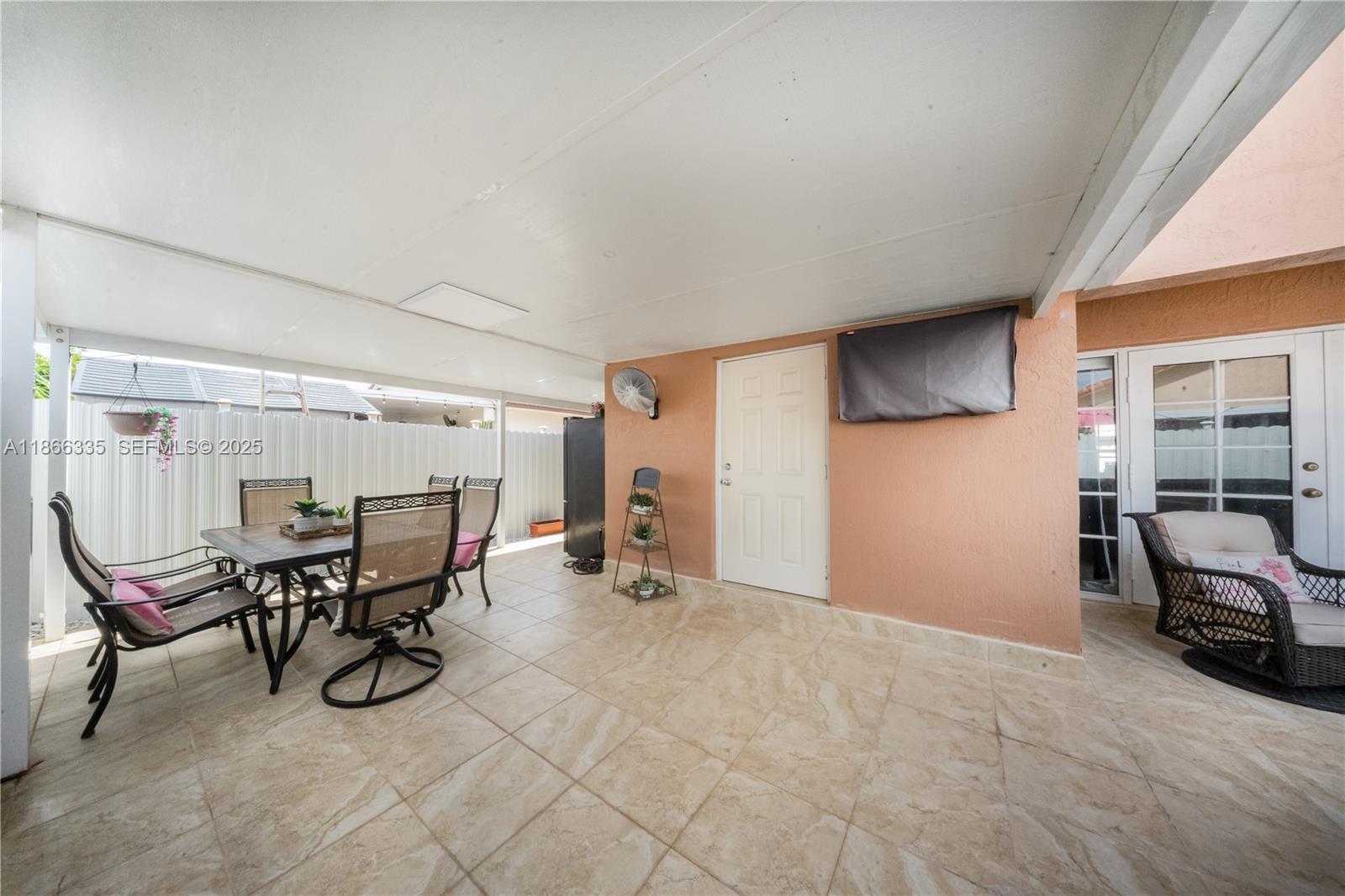 17778 Southwest 145th Avenue Miami, FL 33177 - Photo 17 of 39 Exterior Dinning Area