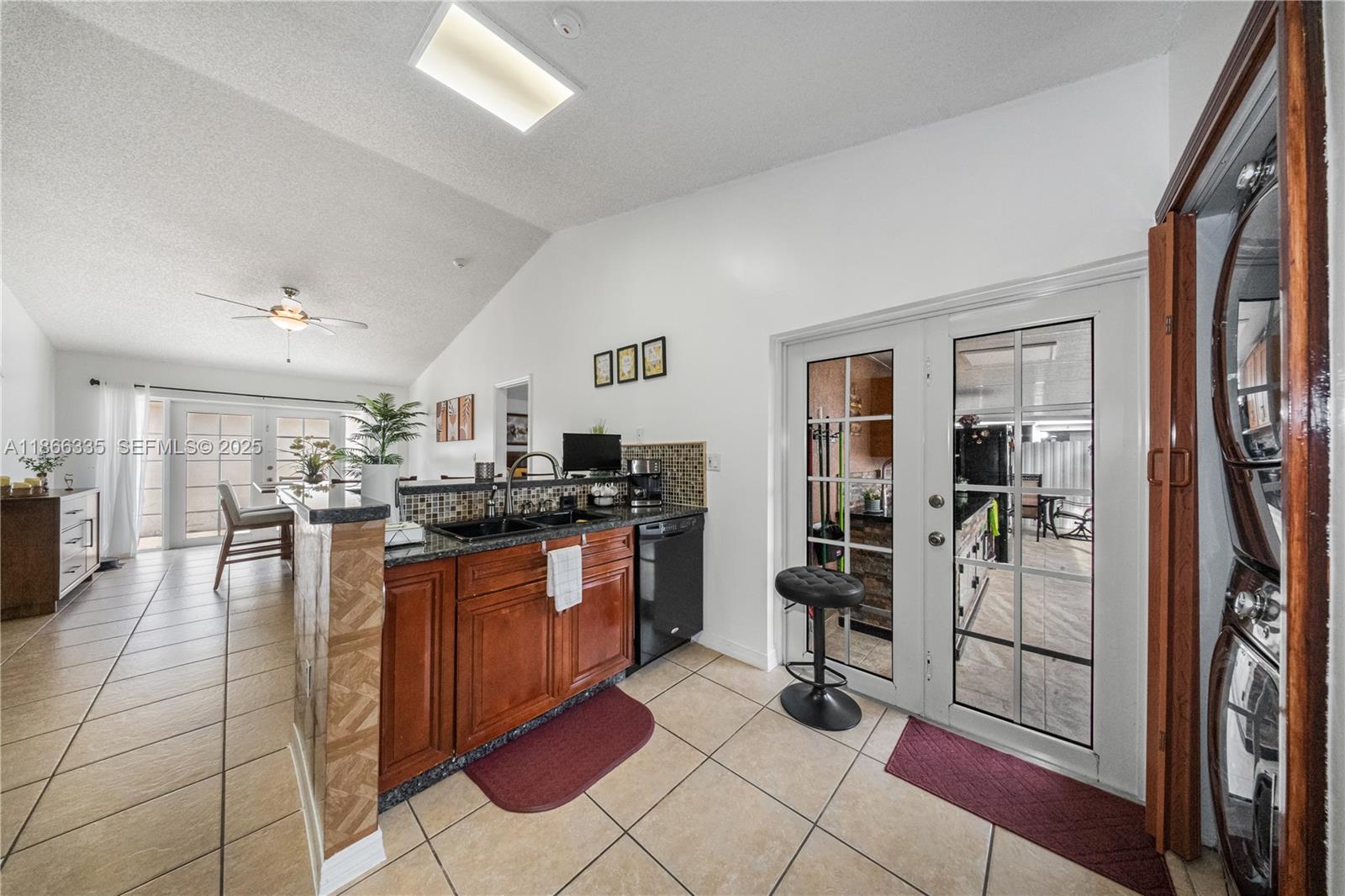 17778 Southwest 145th Avenue Miami, FL 33177 - Photo 4 of 39